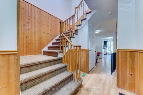 1568 Norwill Crescent, ON L1G 7V4