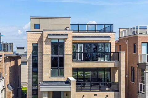 215 Port Darlington Road, ON L1C 4A7