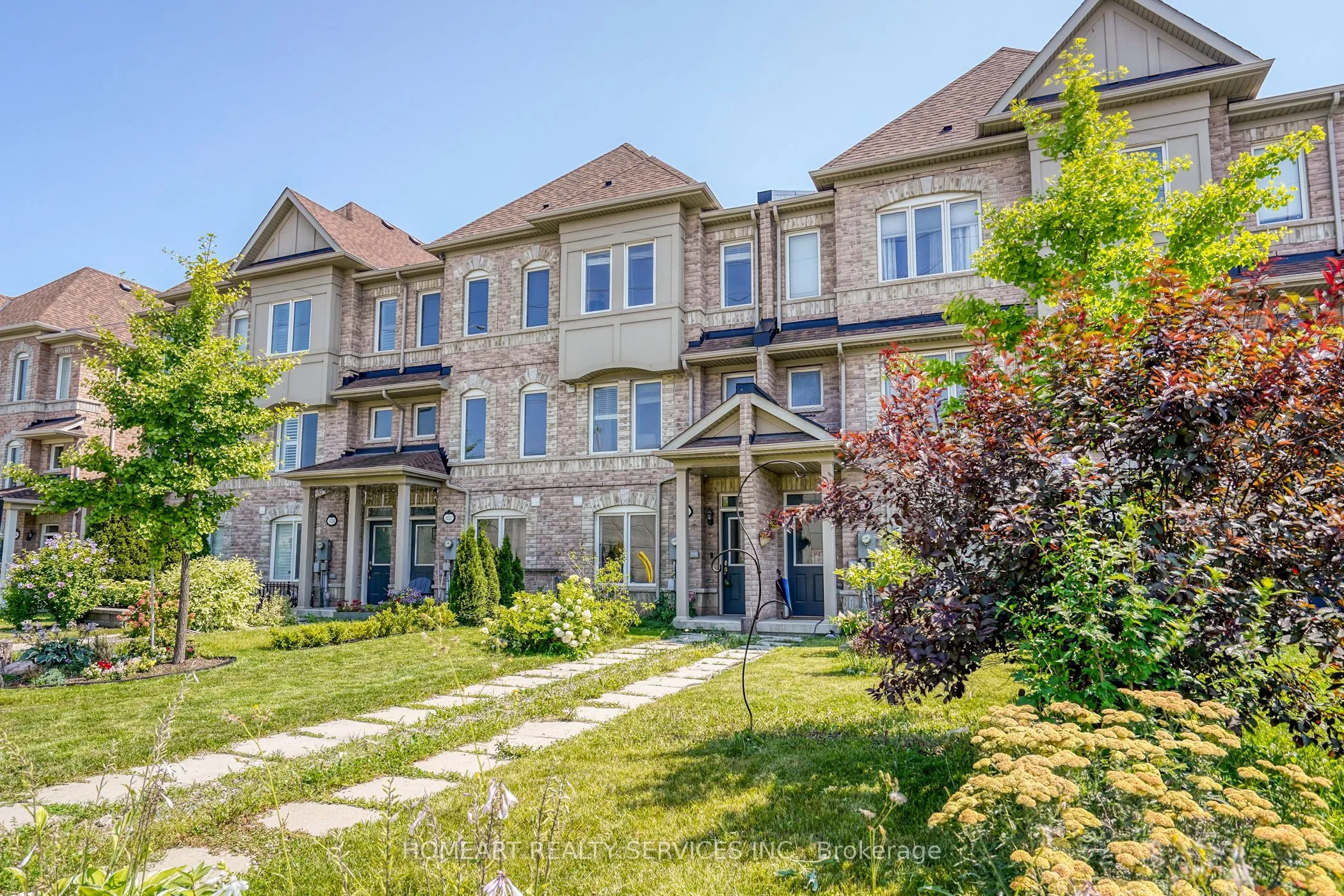1035 Ellesmere Road, Toronto, ON M1P 2X1