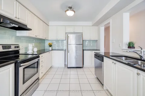 1035 Ellesmere Road, Toronto, ON M1P 2X1
