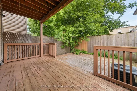 25 Norwood Terrace, ON M4E 2H2