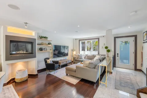 12 Glen Davis Crescent, Toronto, ON M4E 1X5