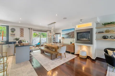 12 Glen Davis Crescent, Toronto, ON M4E 1X5