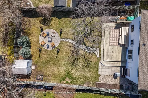 23 Agate Road, Ajax, ON L1S 3J7