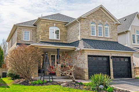 14 Mackey Drive, ON L1P 1P5