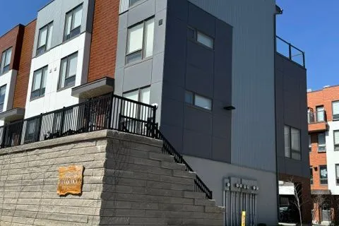 1622 Pleasure Valley Path, ON L1G 0E3