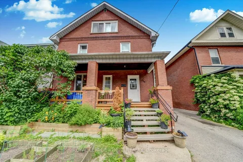 235 Dearborn Avenue, ON L1G 4Z3