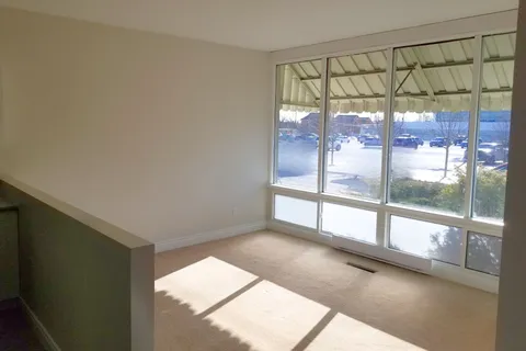 150 William Street, ON L1G 1K6