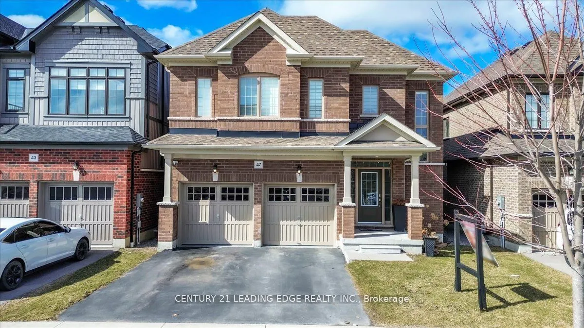 47 Crombie Street, ON L1C 0T5