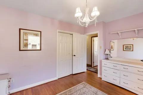 1 Kencliff Crescent, ON M1P 4E2
