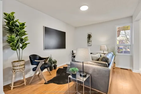 24 Blackburn Crescent, ON L1S 5Y8