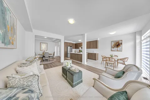 2193 Crystal Drive, ON L1H 8L7
