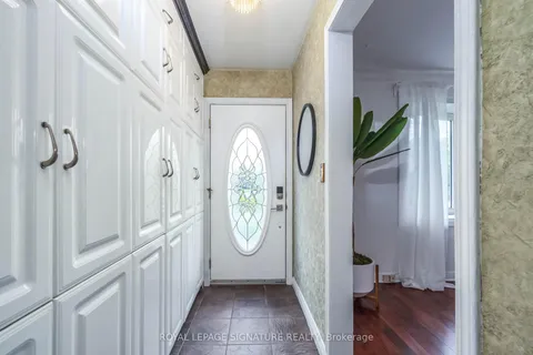 93 Flora Drive, ON M1P 1A5