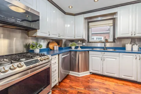 93 Flora Drive, ON M1P 1A5