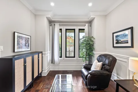 57 Hanson Crescent, ON L1M 2L1