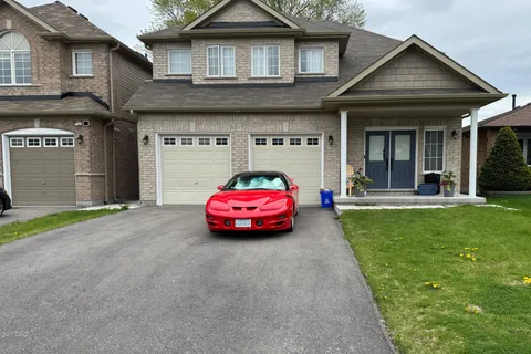 117 Merivale Court, ON L1H 8S4