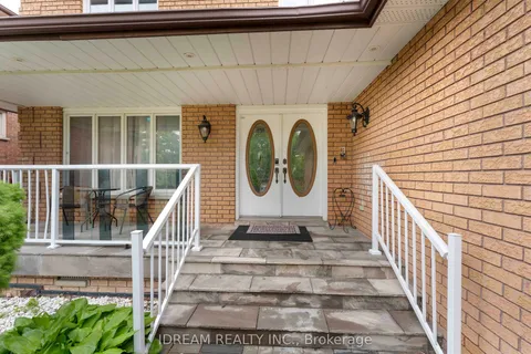 79 Elizabeth Street, ON L1J 8H3