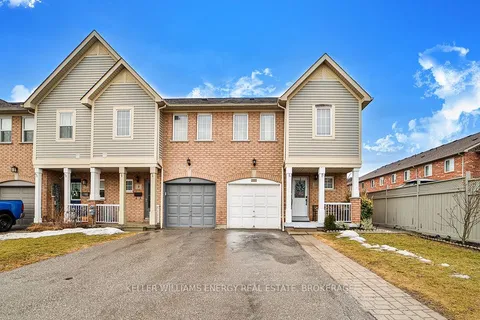 11 Plantation Court, ON L1P 1R2