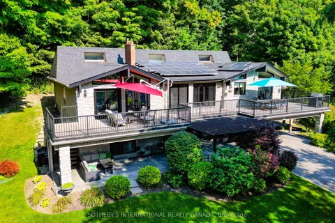 41 MeadowCliffe Drive, ON M1M 2X8