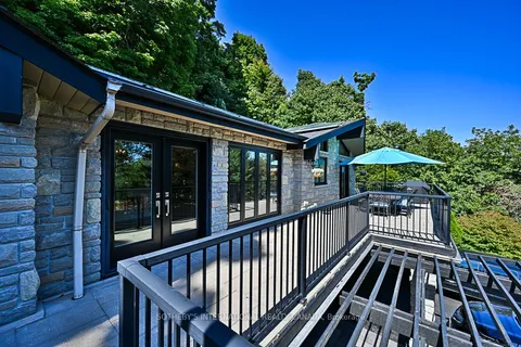 41 MeadowCliffe Drive, ON M1M 2X8