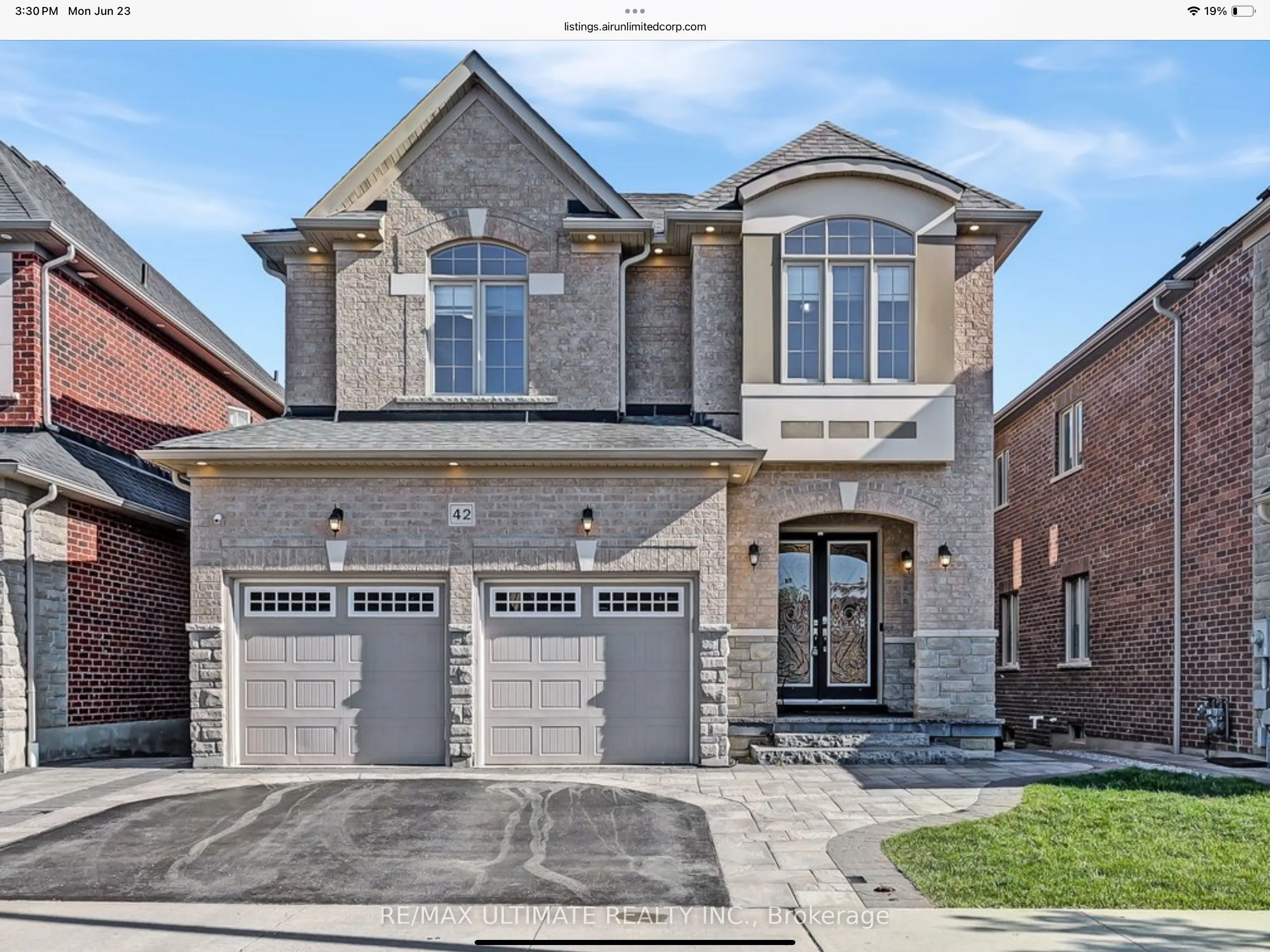 42 Donwoods Crescent, ON L1R 0N1