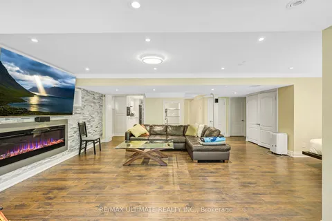 42 Donwoods Crescent, ON L1R 0N1