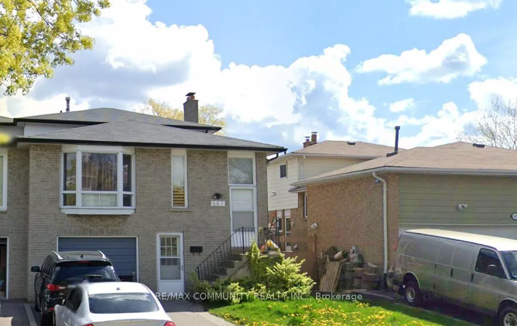 667 West Shore Boulevard, ON L1W 3G2