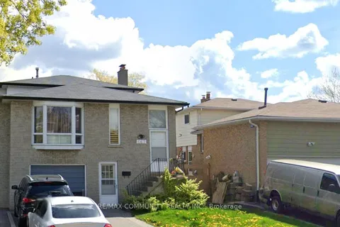 667 West Shore Boulevard, ON L1W 3G2