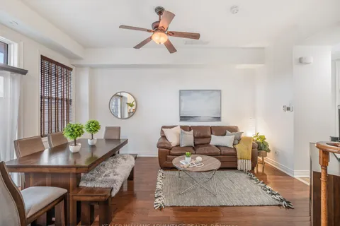 34 Fairhead Mews, Toronto, ON M4E 3Y4