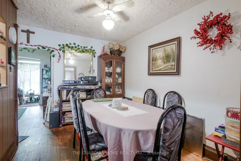 466 Donlands Avenue, ON M4J 3S5