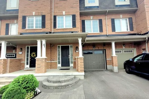 1575 Bruny Avenue, ON L1X 0C5