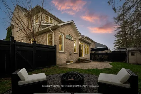 2 Thistledown Crescent, ON L1R 3P2