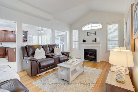 2 Thistledown Crescent, ON L1R 3P2