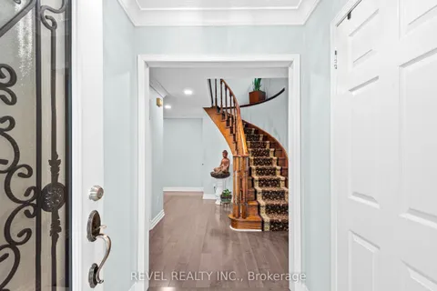 1649 Beaton Way, ON L1X 1X7