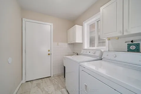 41 Downey Drive, ON L1M 1J2