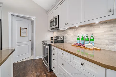 41 Downey Drive, ON L1M 1J2