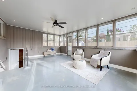 8 Burrells Road, ON L1S 2V5