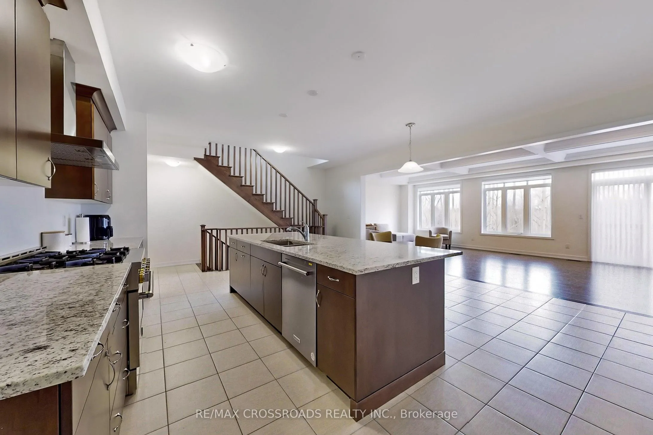 400 Finch Avenue, ON L1V 0G7