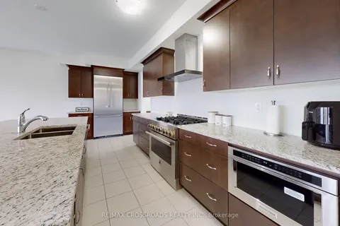400 Finch Avenue, ON L1V 0G7