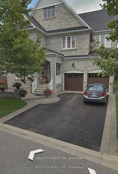 34 Westgate Avenue, ON L1Z 1R8