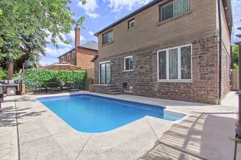 73 Addley Crescent, ON L1T 1V3