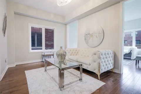 1297 Apollo Street, ON L1K 3E7