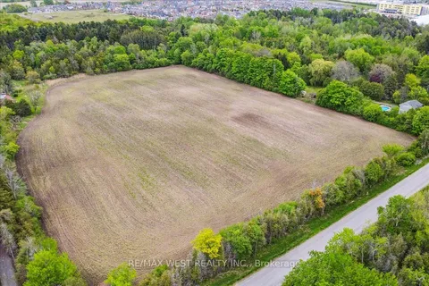 2495 Maple Grove Road, ON L1C 6N1