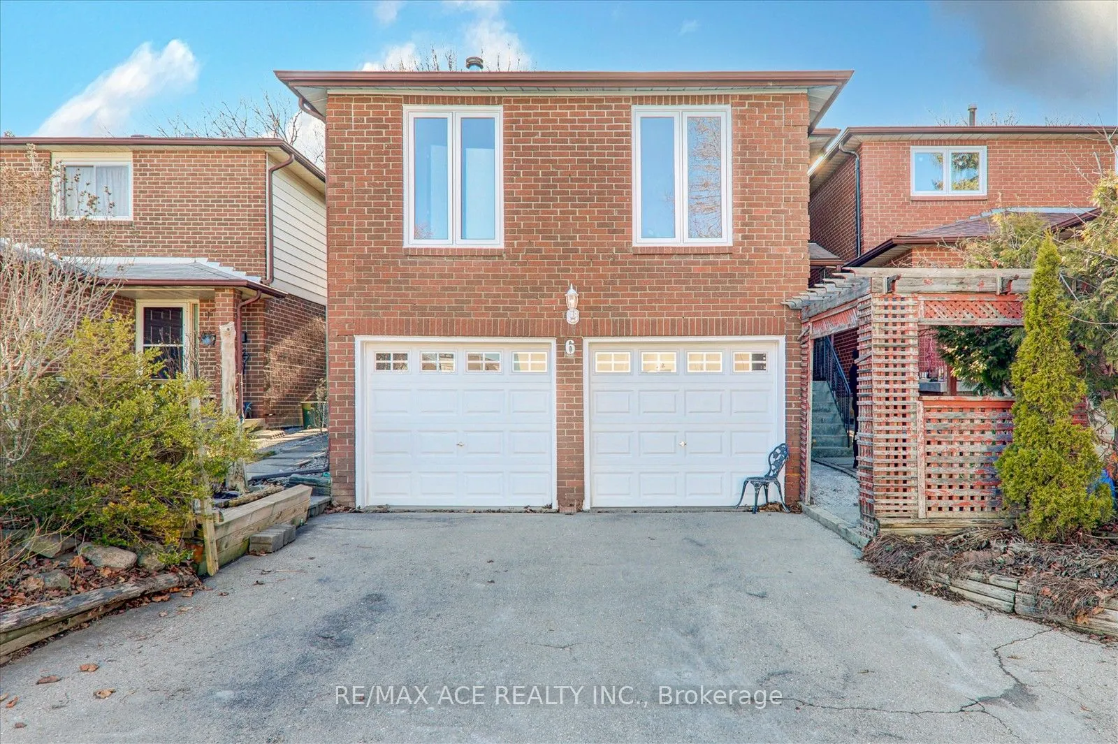 6 Rockwood Drive, ON M1M 3N1