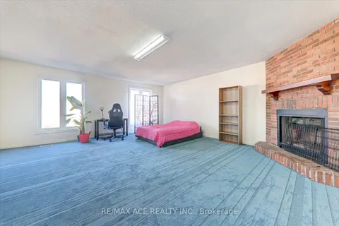 6 Rockwood Drive, ON M1M 3N1
