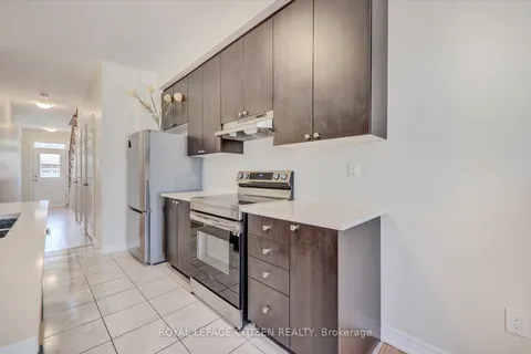 107 Bayardo Drive, ON L1H 7K4