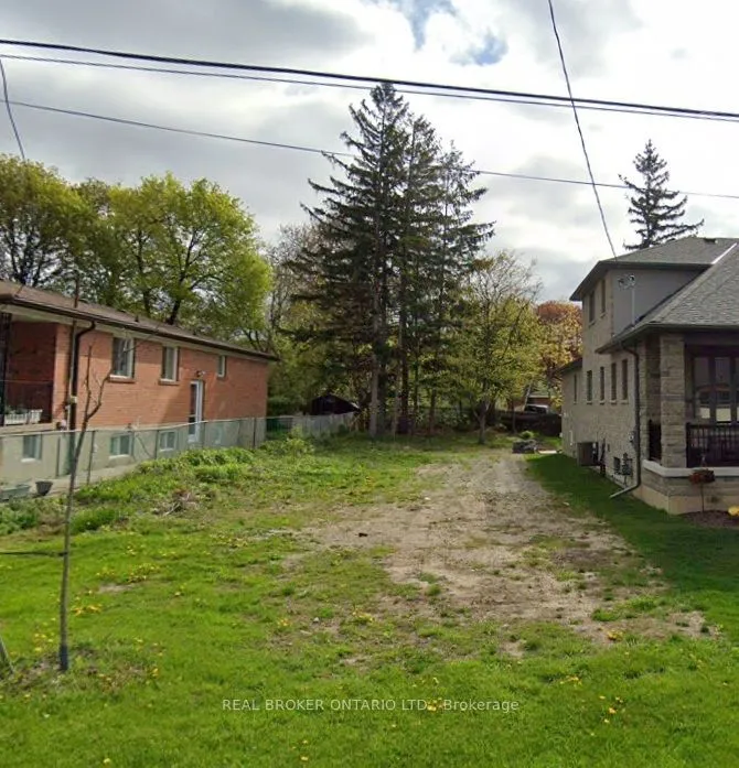 33 Andrew Avenue, ON M1M 3H1