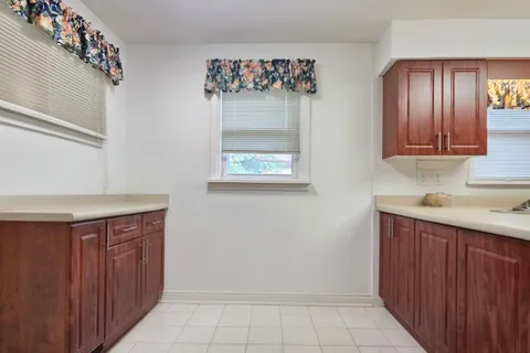 16 Stokewell Place, ON M1P 3X2