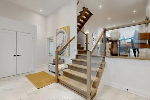 475 Donlands Avenue, Toronto, ON M4J 3S4