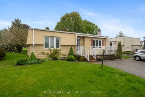 18 The Cove Road, ON L1B 1B9